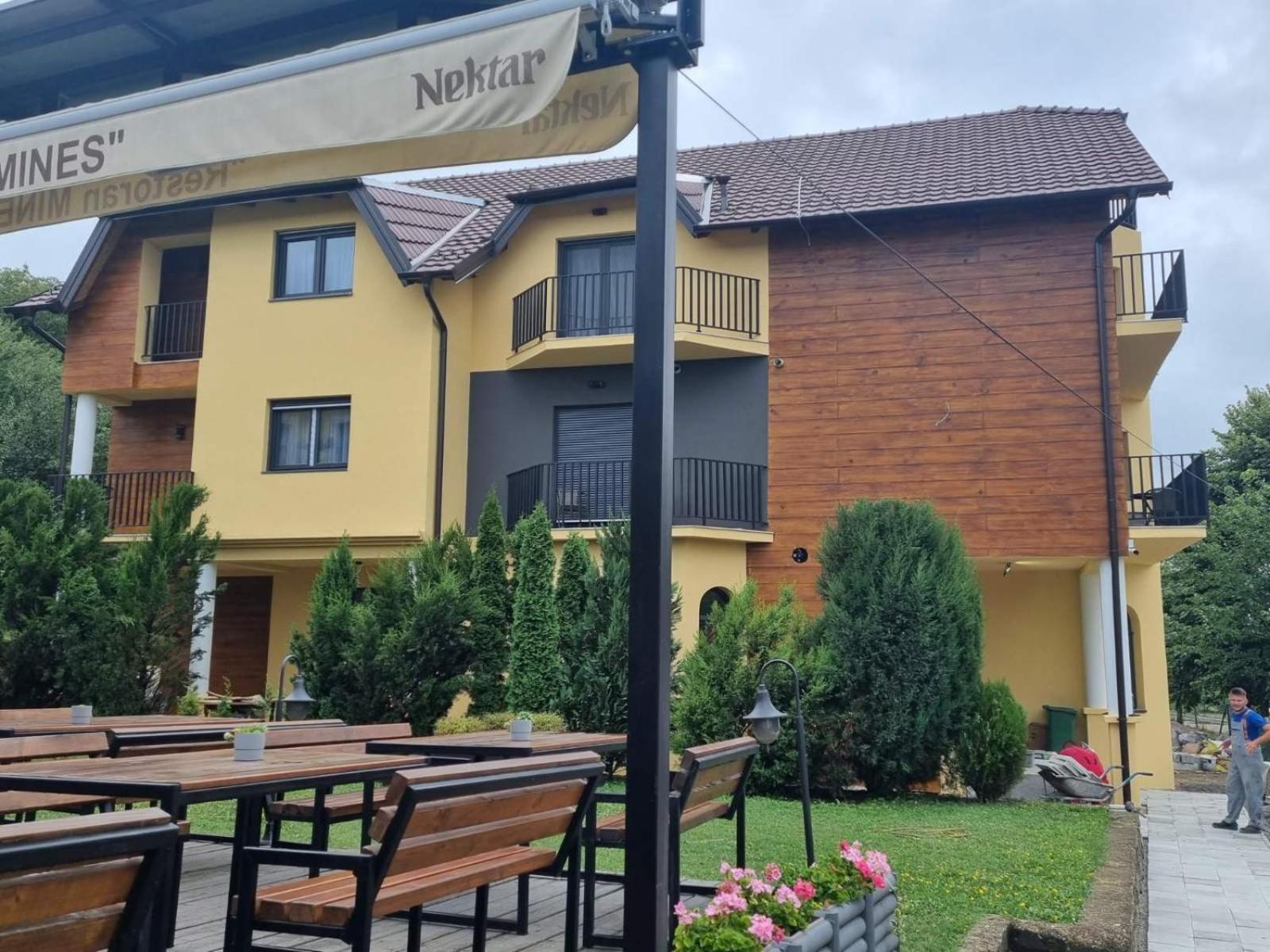 Vila K2 Vrdnik Bagian luar foto